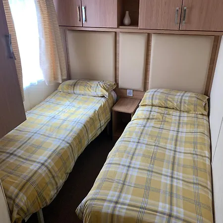Caravan, Wildflower Meadow, Primrose Valley Holiday park