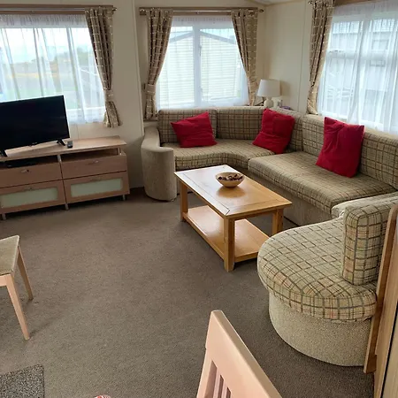 Caravan, Wildflower Meadow, Primrose Valley Holiday park